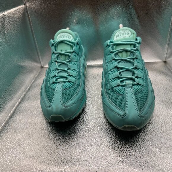 Size 8 Nike‎ Air Max 95 Essential Teal Turquoise Womens Lace-Up Running Sneakers - Picture 4 of 11